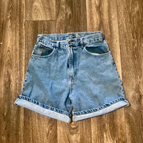 Anthropologie Pants - Vintage Retro High Waisted Denim Jean Mom Shorts